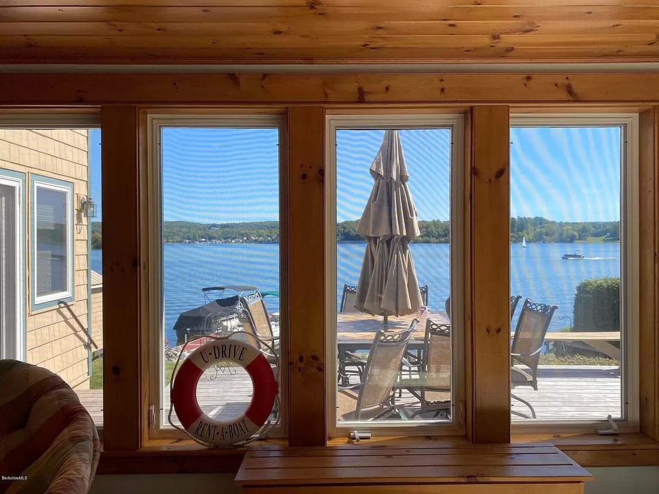 View of the lower deck from the sunroom