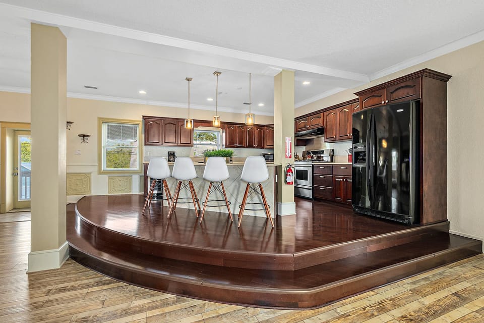 Beautiful, raised kitchen with additional seating
