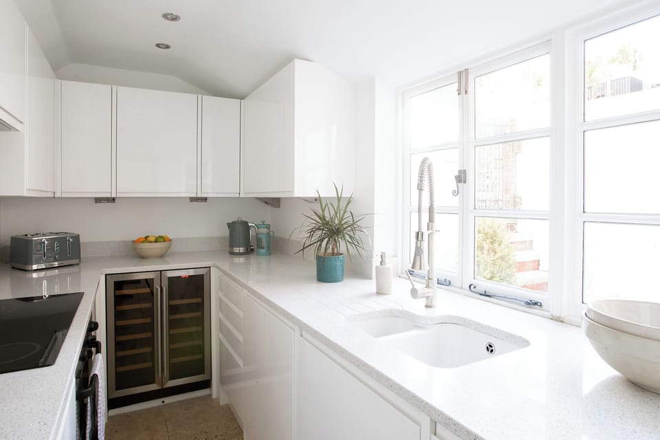 Kitchen sink and worktops 