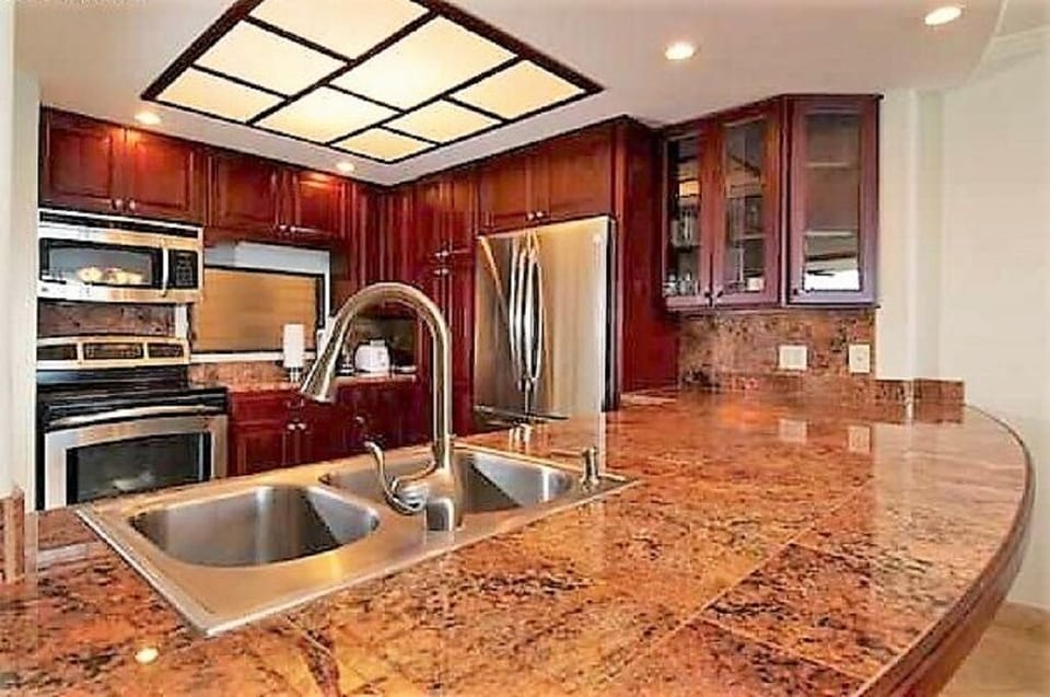 REMODELED KITCHEN WITH ROOM TO COOK