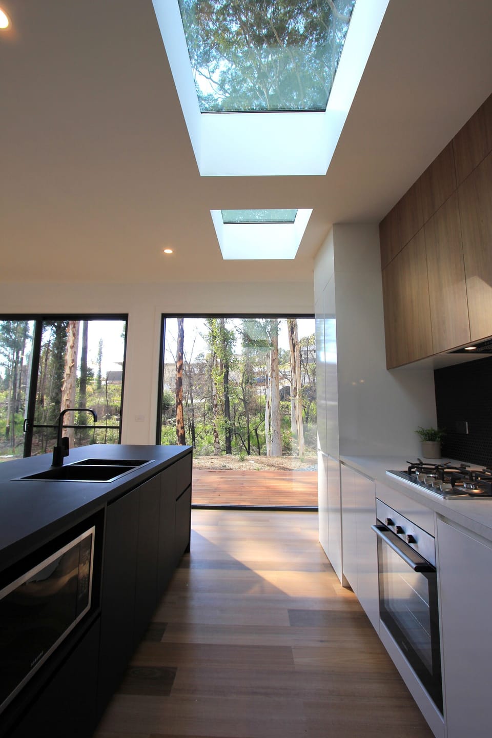 Kitchen to outdoor decking