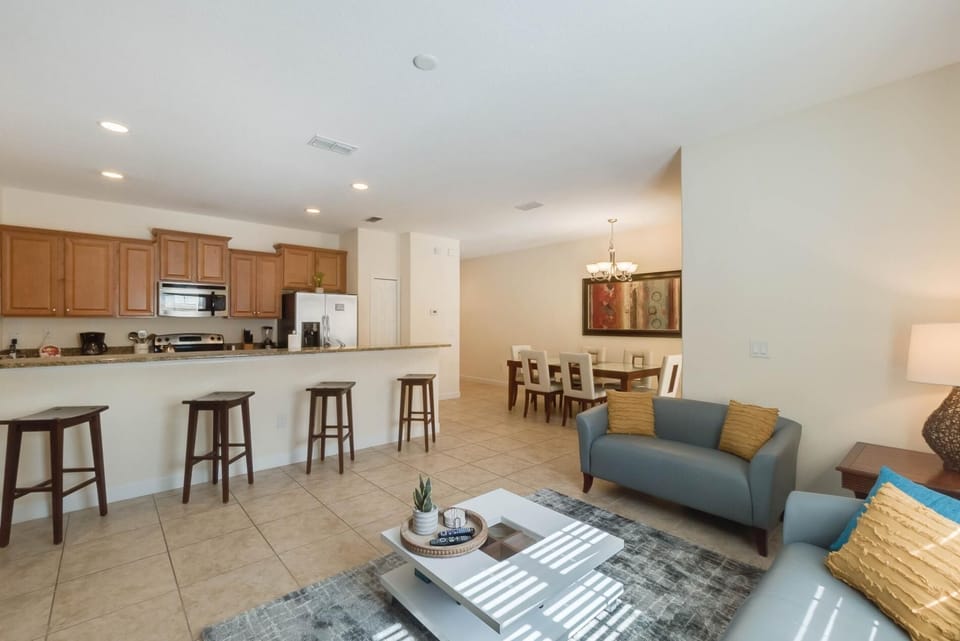 Paradise Palms Vacation Rental with Heated Pool near Disney (8)