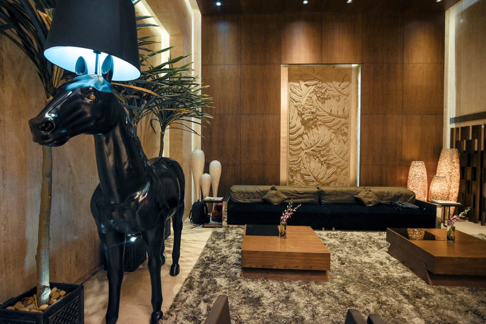 Lobby sitting area