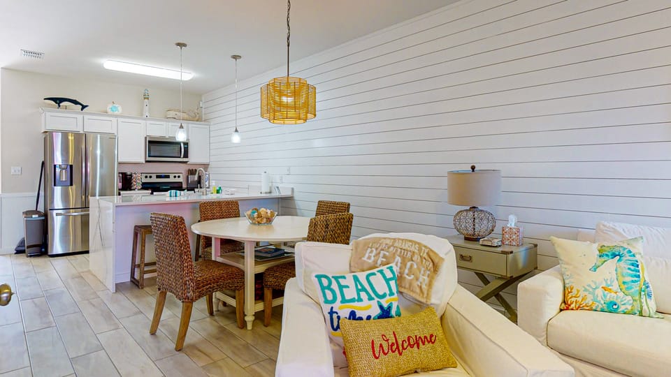 Kitchen/Dining