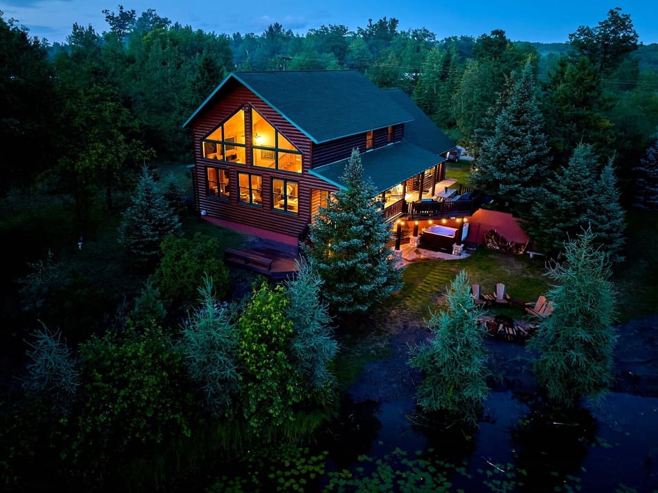 Big Bear Lodge Retreat where families gather and meet!