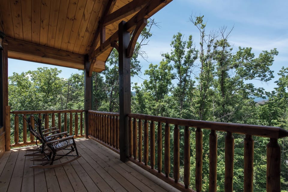 Studio (3 Bedrooms) | Front of property