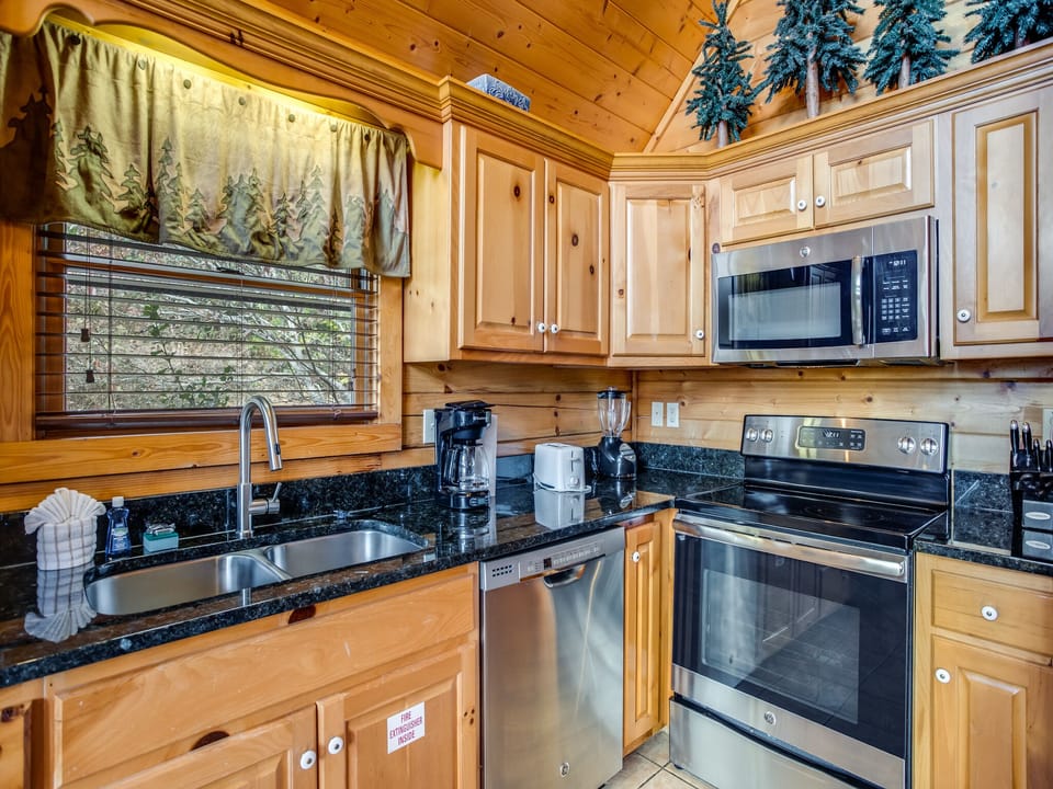 Studio (2 Bedrooms) | Property amenity
