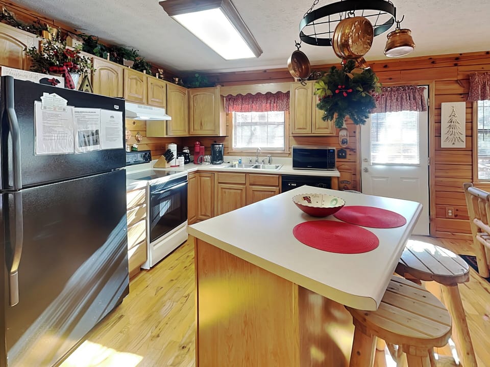 Studio (2 Bedrooms) | Property amenity