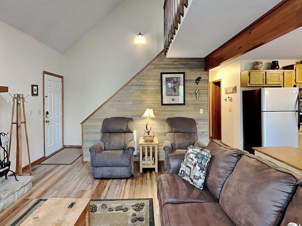 Studio (3 Bedrooms) | Property amenity