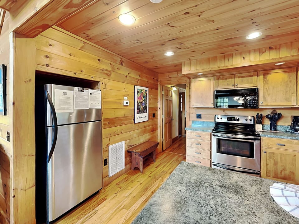 Studio (2 Bedrooms) | Property amenity