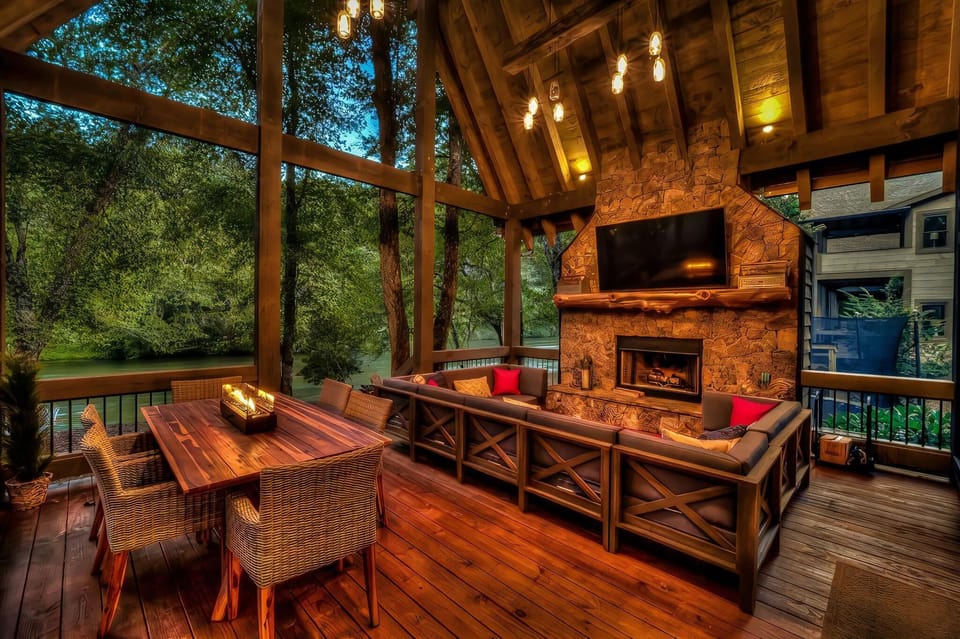 Cozy stilling by the river