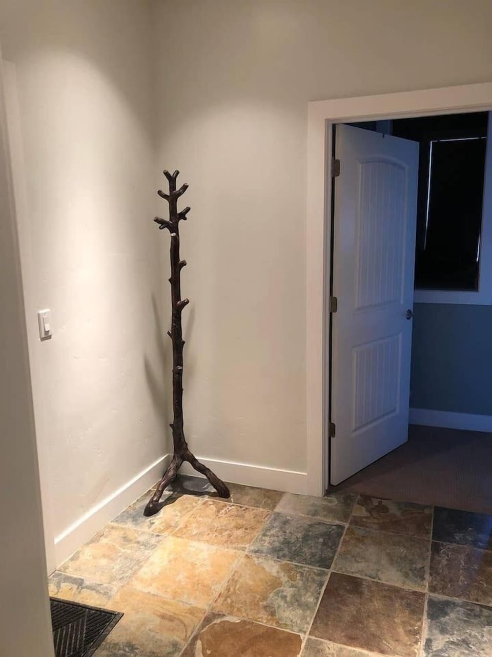 Mudroom / Entrance hall. Plenty of space for boots and shoes.