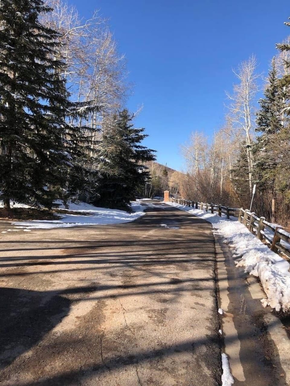 Distance from ski slope to condo less than 100yds.