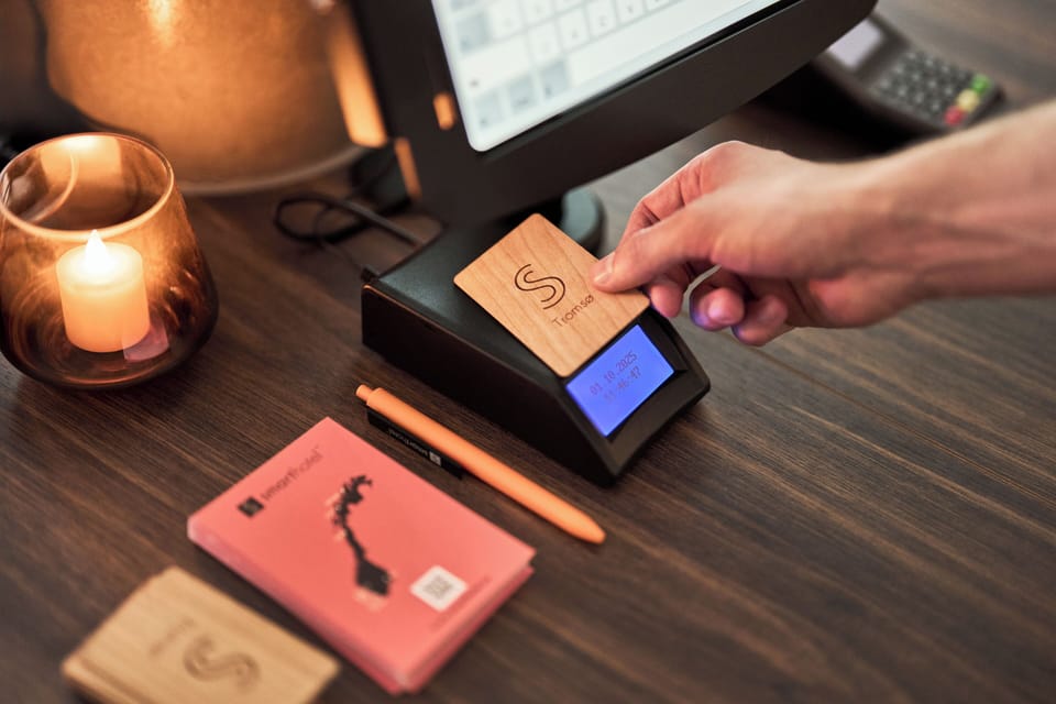 Check-in/check-out kiosk