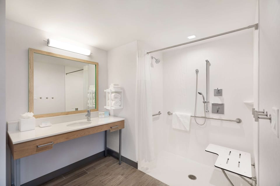 Bathroom shower