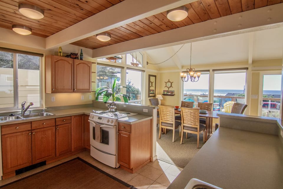 Cook and dine with an ocean view.