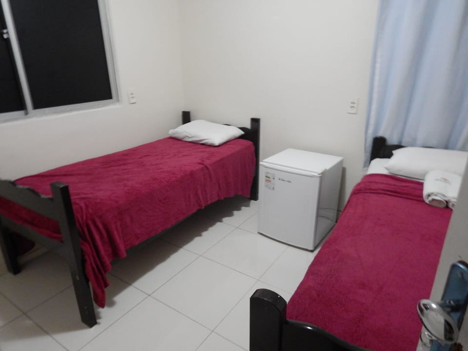 Hypo-allergenic bedding, iron/ironing board, free WiFi, bed sheets