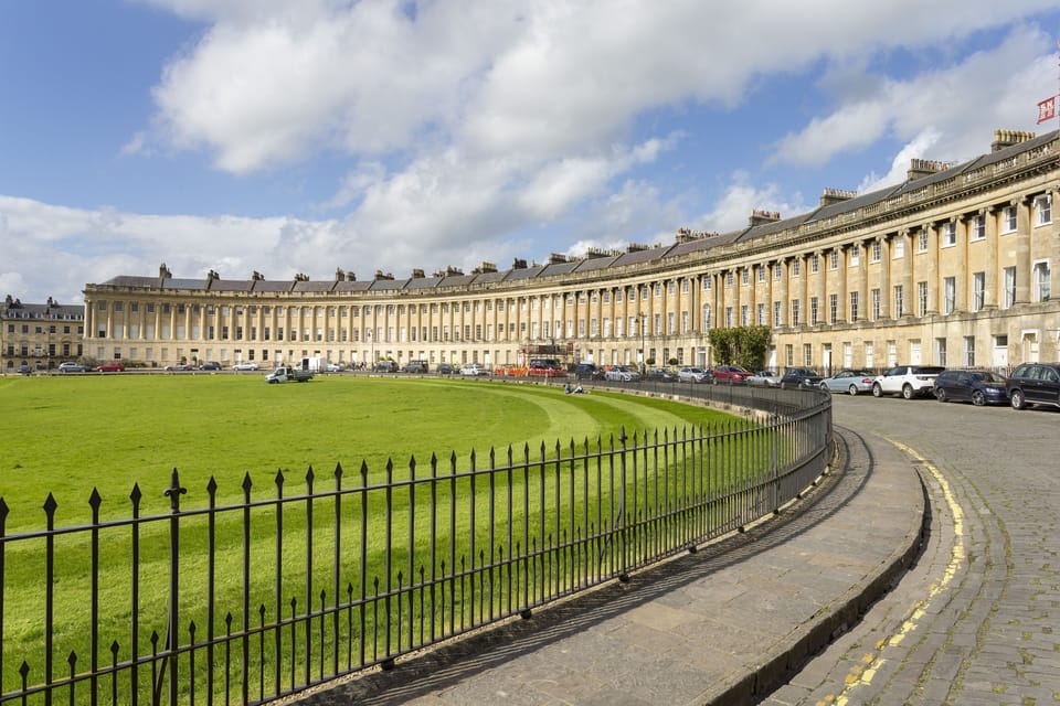 The iconic Royal Crescent, Bath