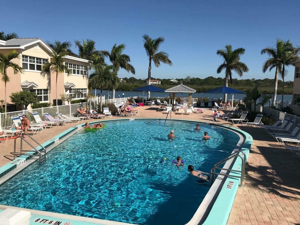 The pool offers constant refreshments and warmth in colder winter days.