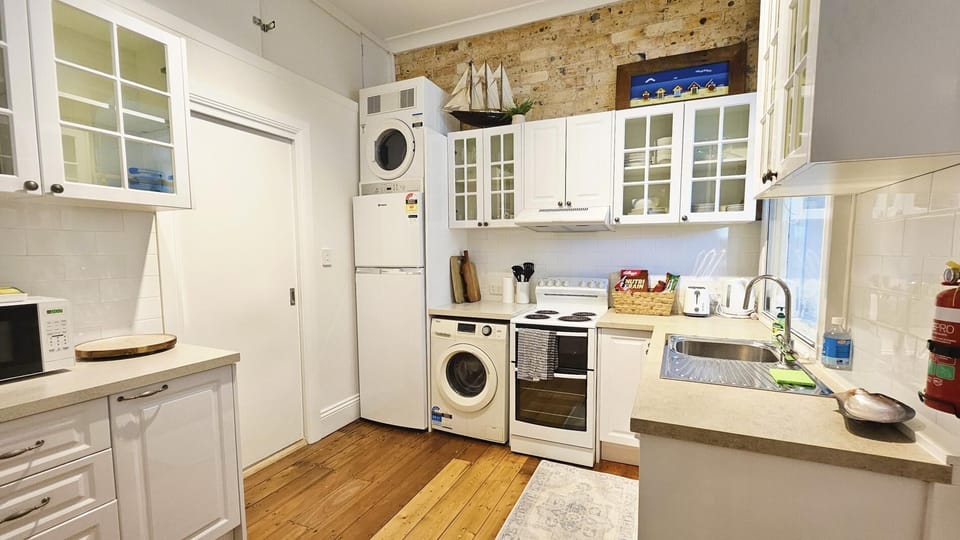 Apartment 2 - The Coachhouse (258)