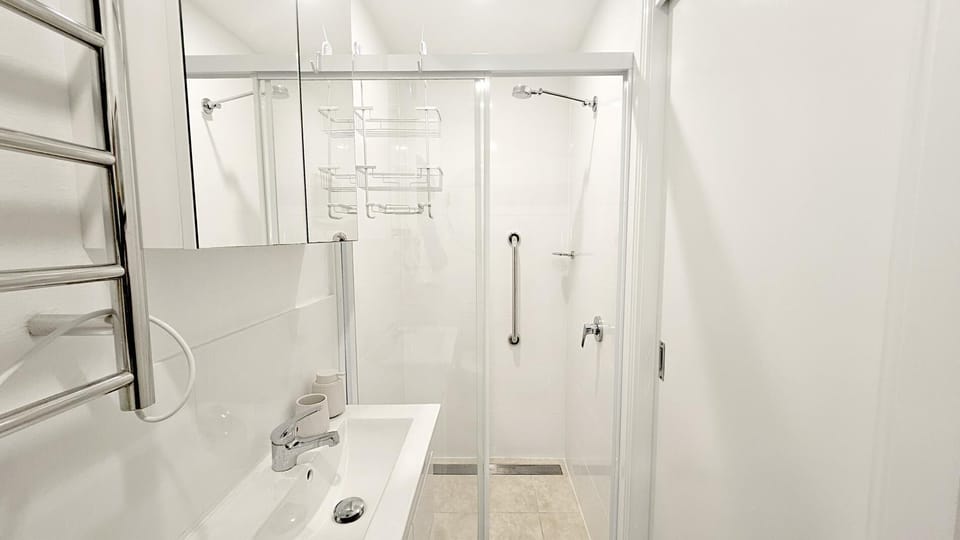 Apartment 2 - The Coachhouse (259)