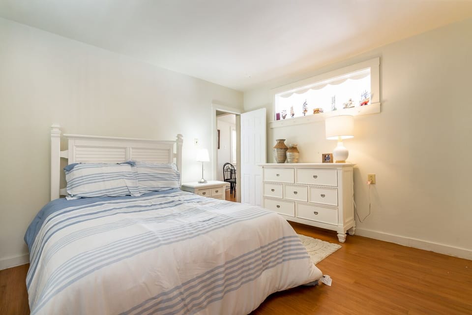 Bedroom with Full Size Bed