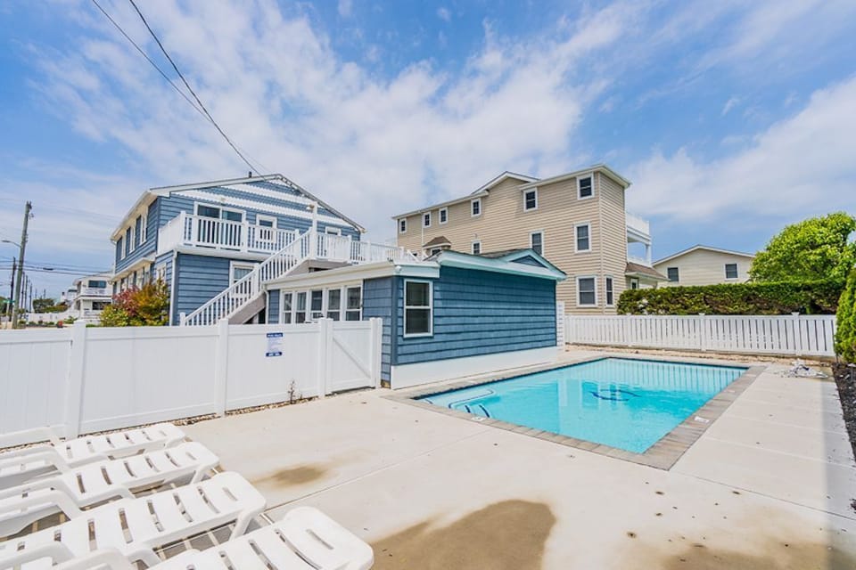 Shared Outdoor Heated Pool