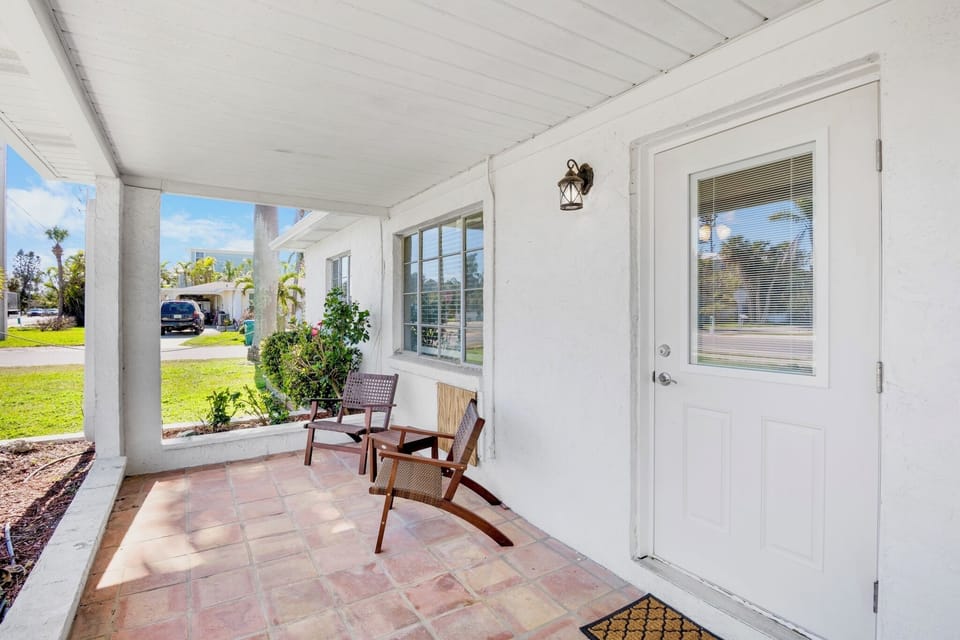 Porch Seating