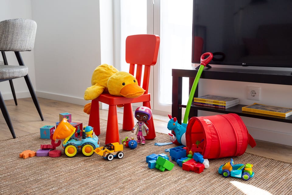 WHEN KIDS COME.... toys and games