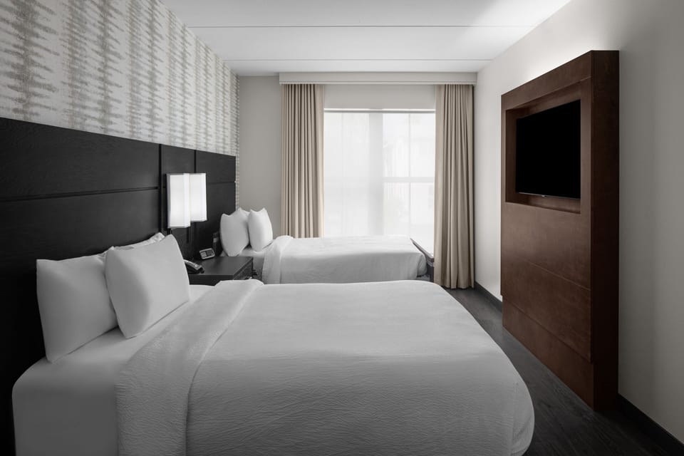 In-room safe, desk, laptop workspace, blackout drapes