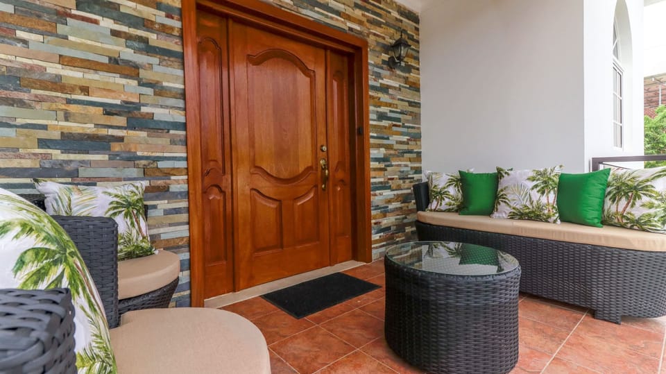 Entrance / Patio