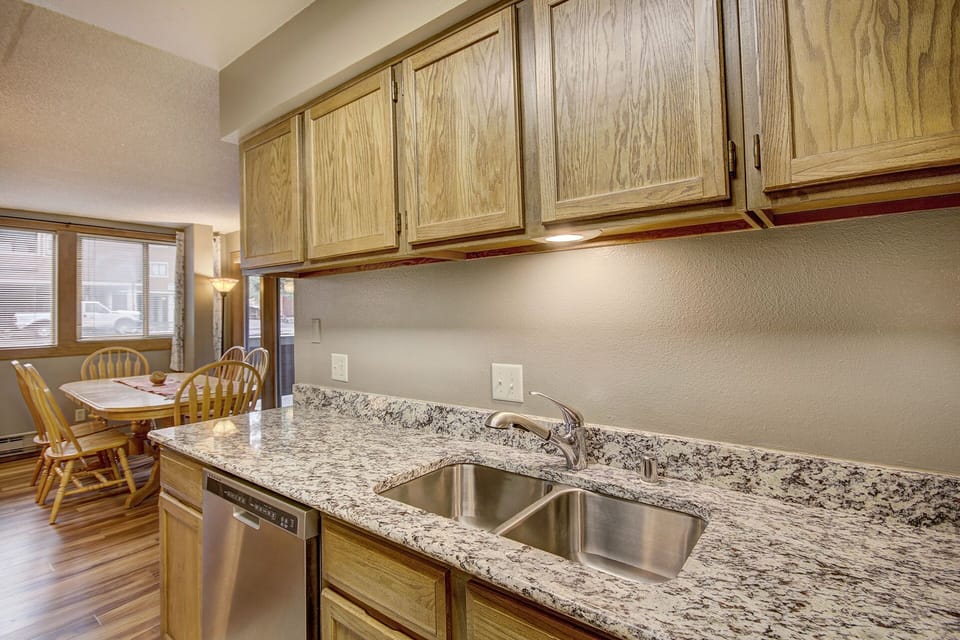 New Granite Counters and Stainless Appliances