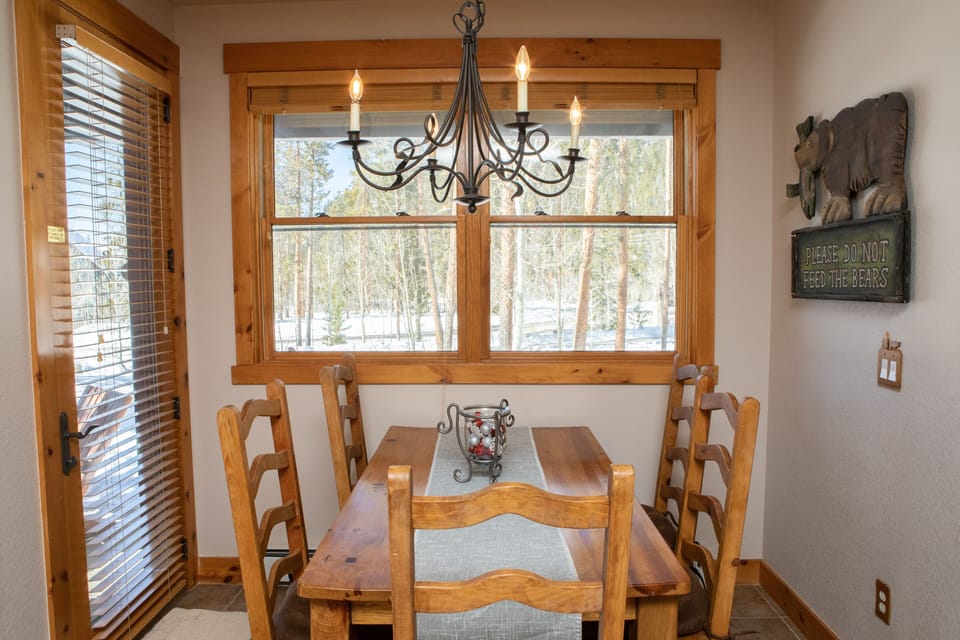 Condo, 2 Bedrooms | Private kitchen | Fridge, microwave, oven, coffee/tea maker