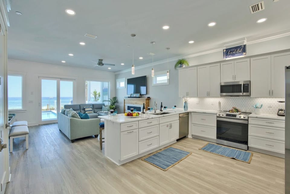 1st floor kitchen