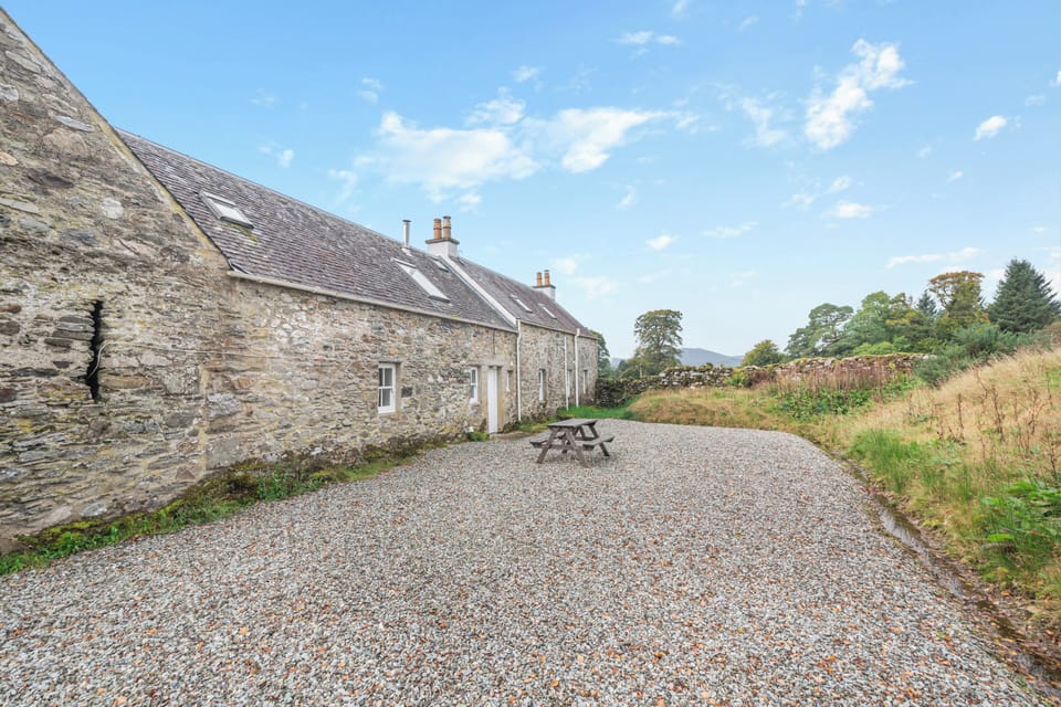 Exterior | Inverglen Farm, Strachur, near Cairndow