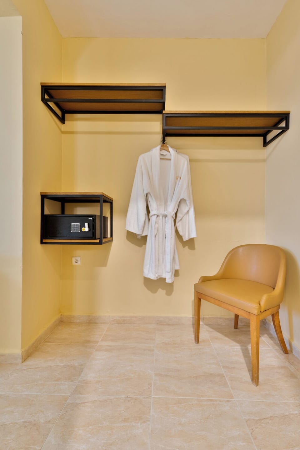 Standard Double Room | In-room safe, iron/ironing board (on request), cribs (free), WiFi (free)