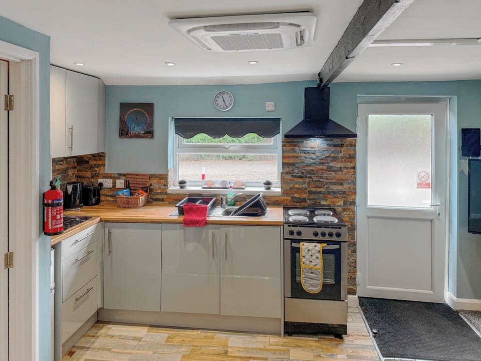 kitchen/ lounge, redecorated 2025 | Just Jane&rsquo;s Hangout, East Kirkby, near Spilsby