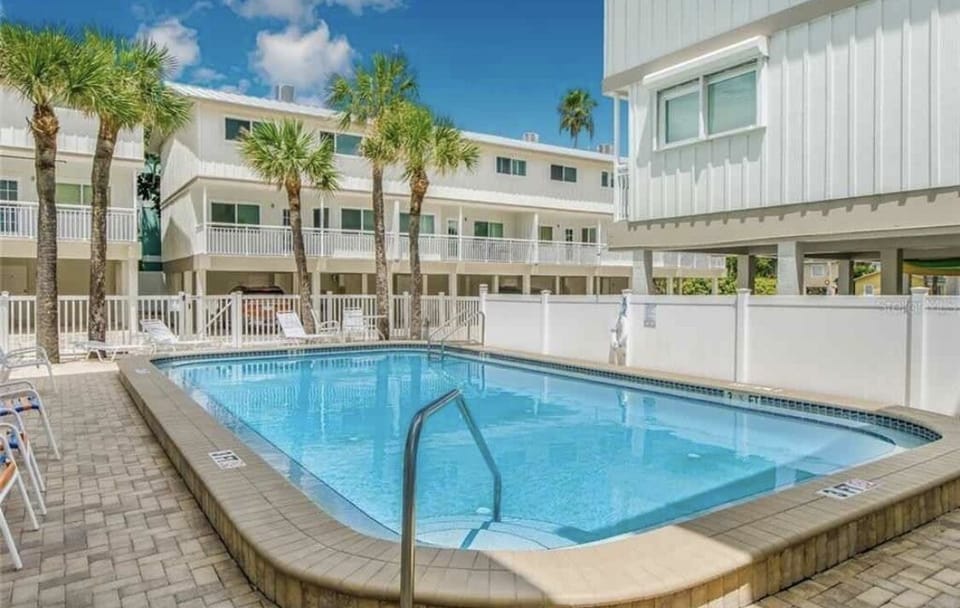 Heated pool 