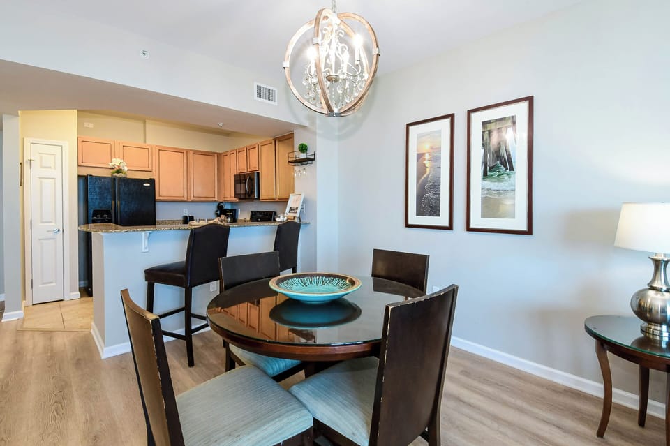 The Palms of Destin 11014 - Dining Area