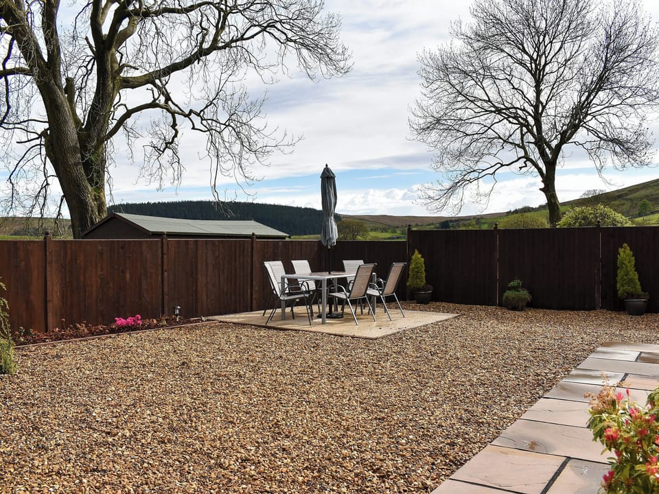 Garden | Hen House - Pendle Holiday Cottages, Barley, near Clitheroe