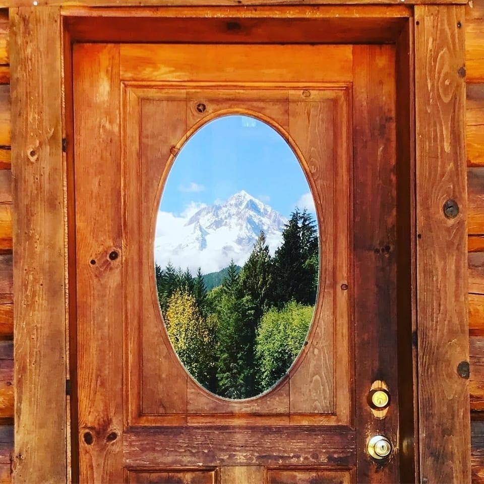 Mt. Hood View Cabin in Clackamas County