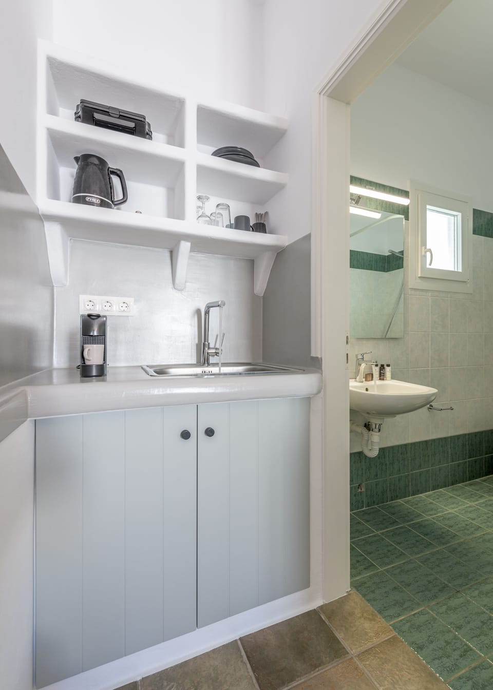 Junior Double Room | Desk, laptop workspace, soundproofing, free WiFi
