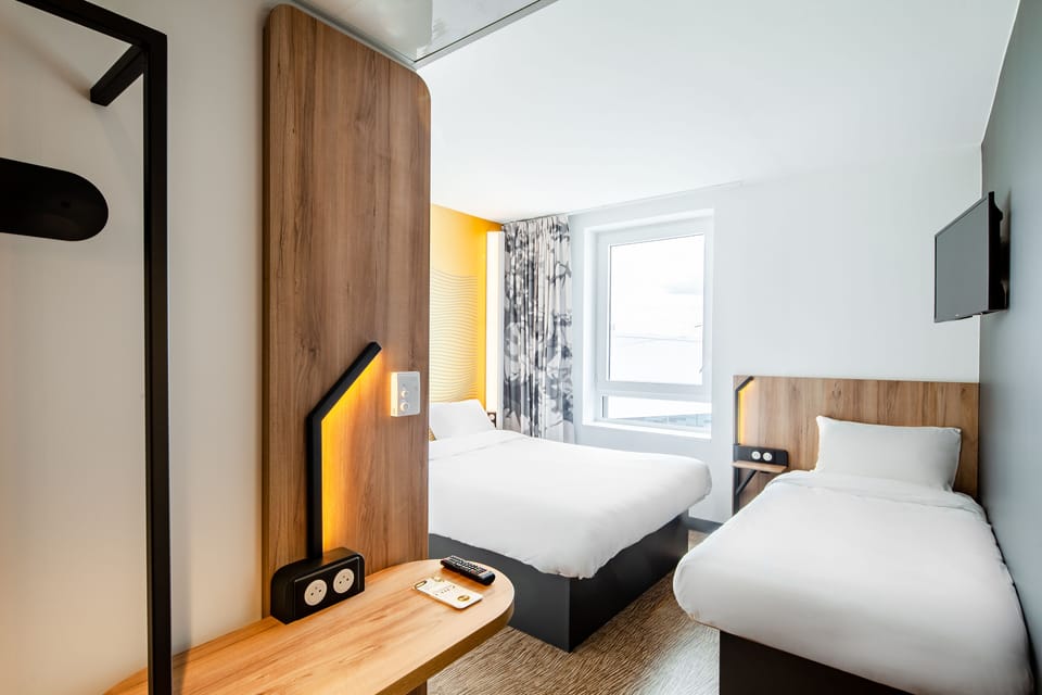 Triple Room | Premium bedding, desk, laptop workspace, blackout drapes