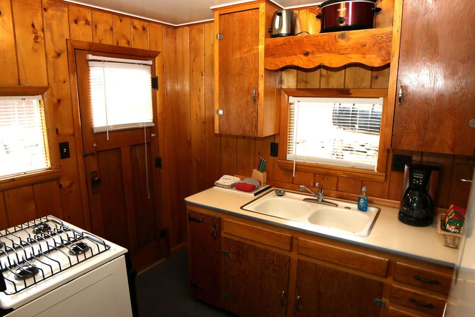 Full Kitchen