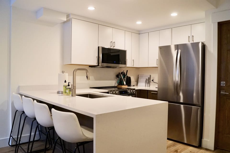 Functional & beautiful kitchen