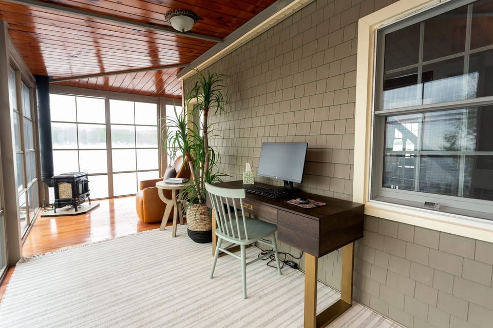 Work Remote Lakeside!