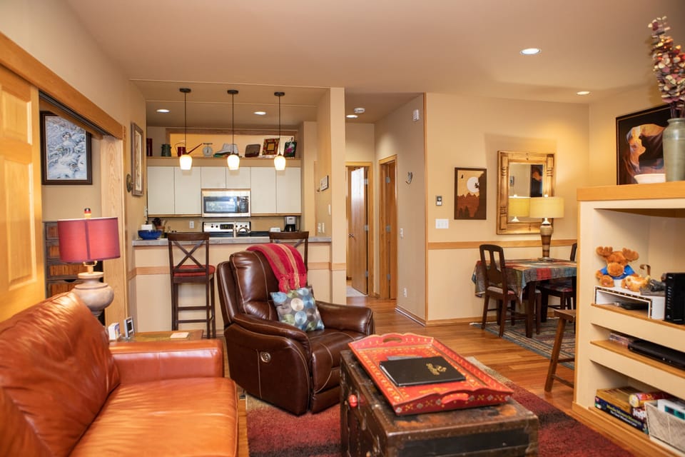 Condo, 1 Bedroom | Living area | TV
