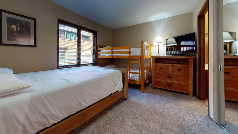 Condo, 2 Bedrooms | 2 bedrooms, free WiFi