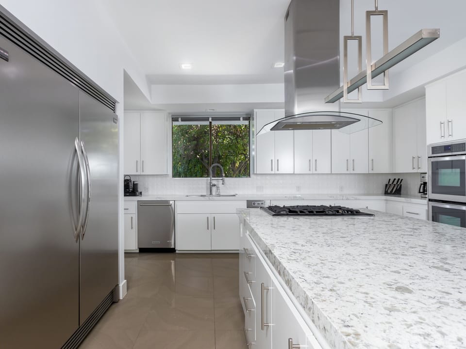 Well equipped kitchen