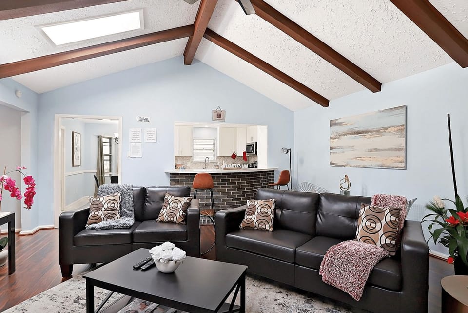 Watch your favorite TV shows sitting in this luxurious living room.